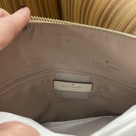 Kate Spade New York - Picture 8 of 9